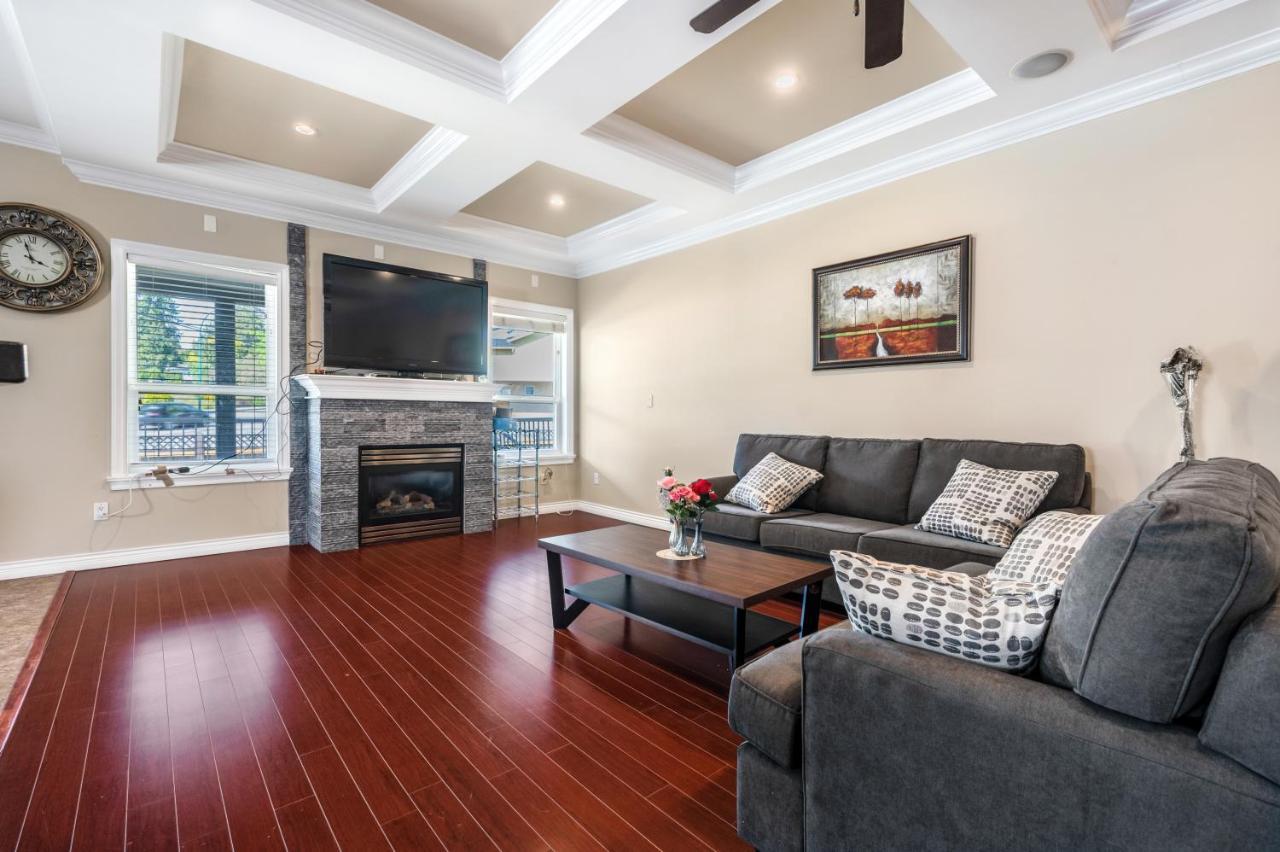 Share Home 1Bd Suite In Coquitlam Exterior photo